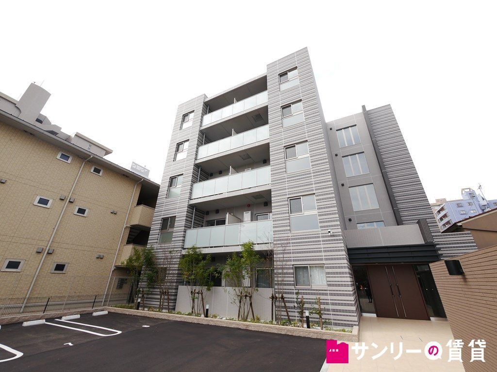 建物外観　※写真は同じ間取りの別部屋のものです