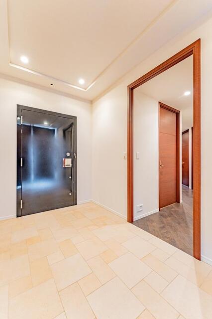 玄関　※写真は同タイプ住戸です。