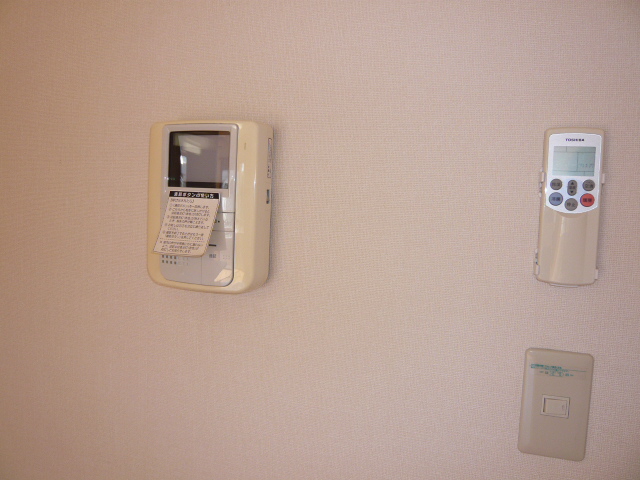 その他設備　モニタードアホン