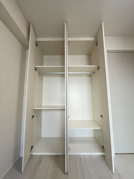 収納　※写真は類似間取り別部屋。色味等異なる場合があります。