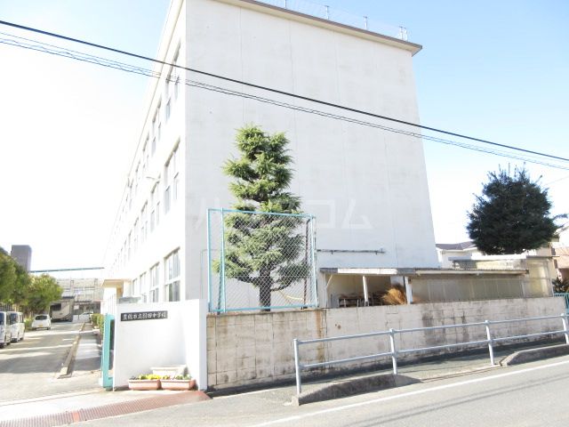 【豊橋市中郷町のマンションの中学校】