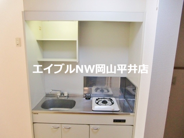 【岡山市中区小橋町のマンションのキッチン】