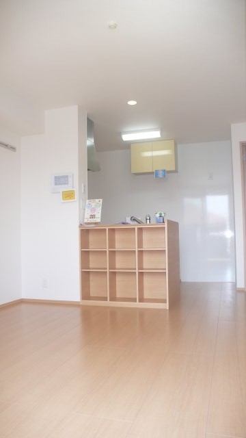 居室・リビング　南向きの明るいリビング