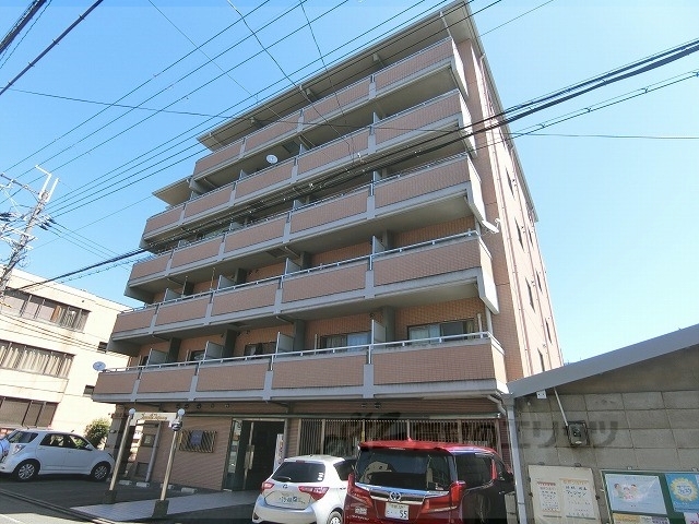 京都市下京区米屋町のマンションの建物外観