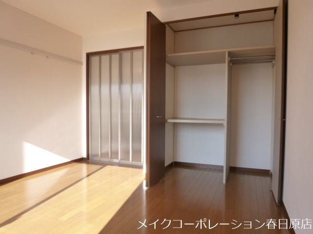 居室・リビング　写真は同型タイプ