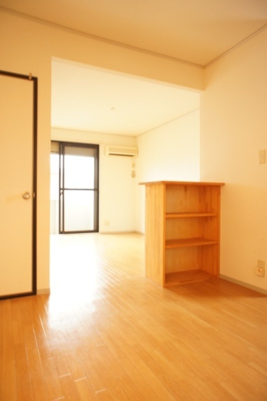 居室・リビング　図面と現状に相違がある場合には現状を優先