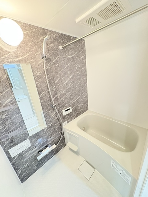 バス・シャワールーム　◆追焚と浴室乾燥機付きのバスルーム♪◆