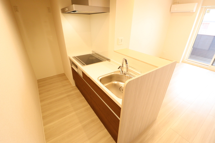 キッチン　IHシステムキッチン搭載です。