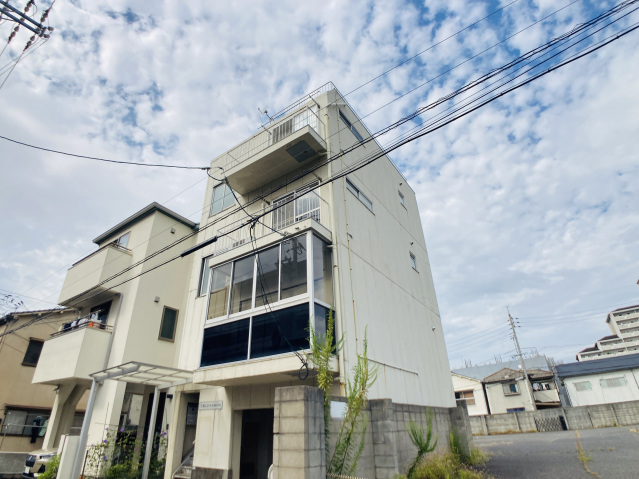 広島市西区観音新町のマンションの建物外観