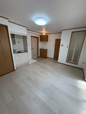 居室・リビング　ゆったりとした居間です