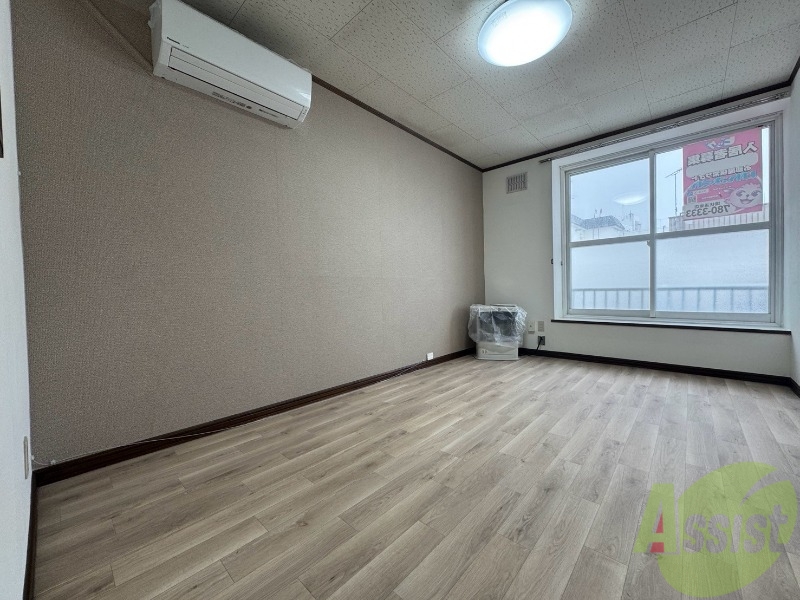 居室・リビング　広くてキレイなお部屋が広がっていて、充実した生活が送れそう。