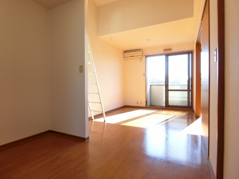 居室・リビング　図面と現状に相違がある場合には現状を優先