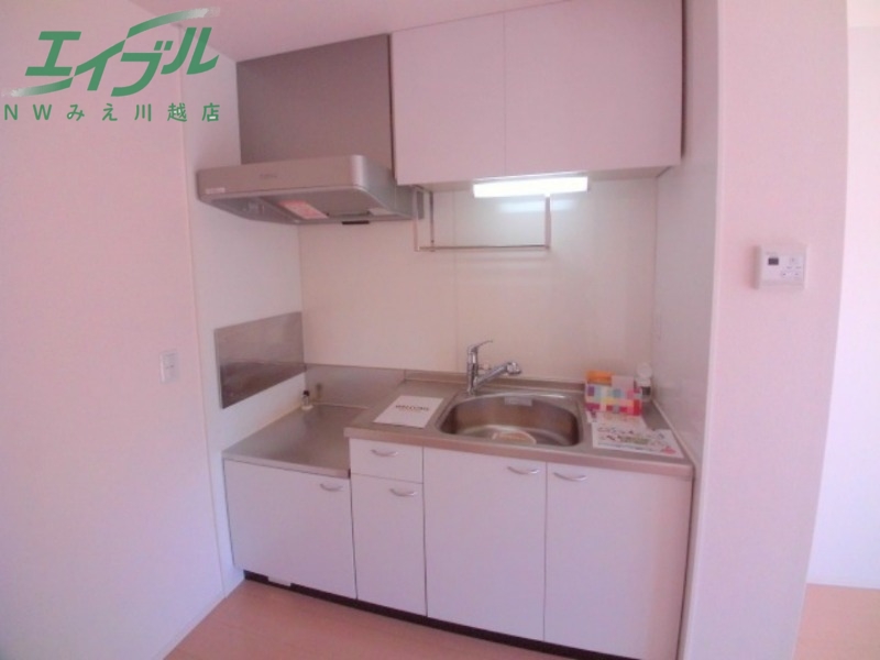 キッチン　同物件別室の画像です