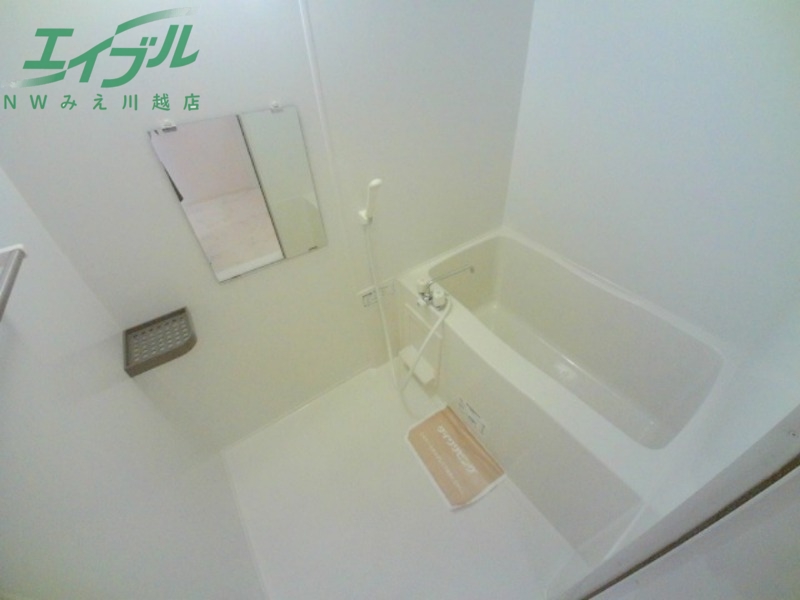 バス・シャワールーム　同物件別室の画像です