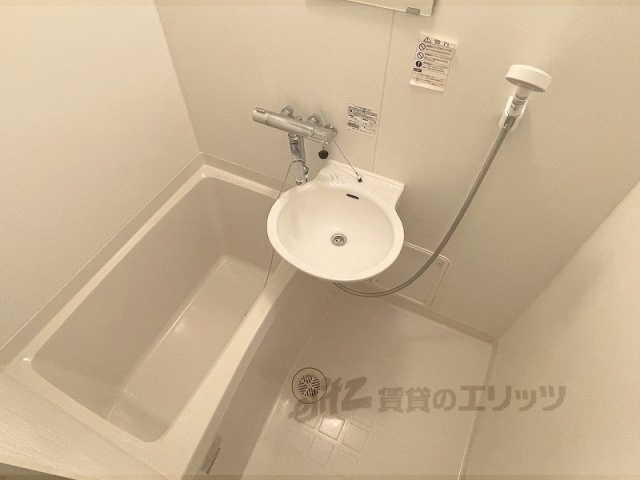 レオパレスフローレス州見台の風呂写真