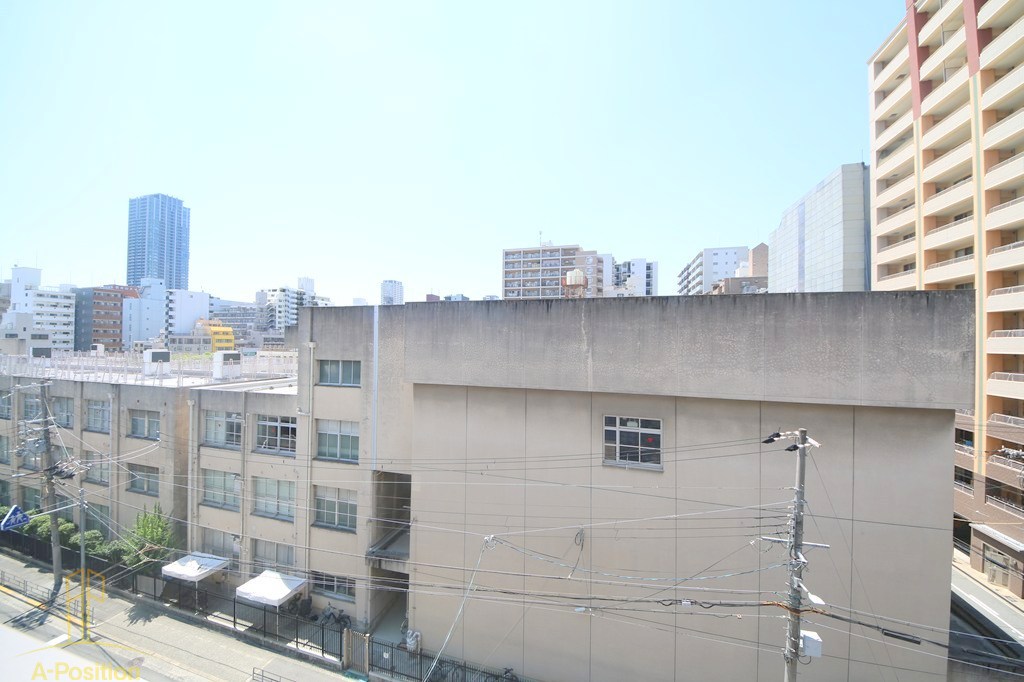 眺望　アマデウス北堀江