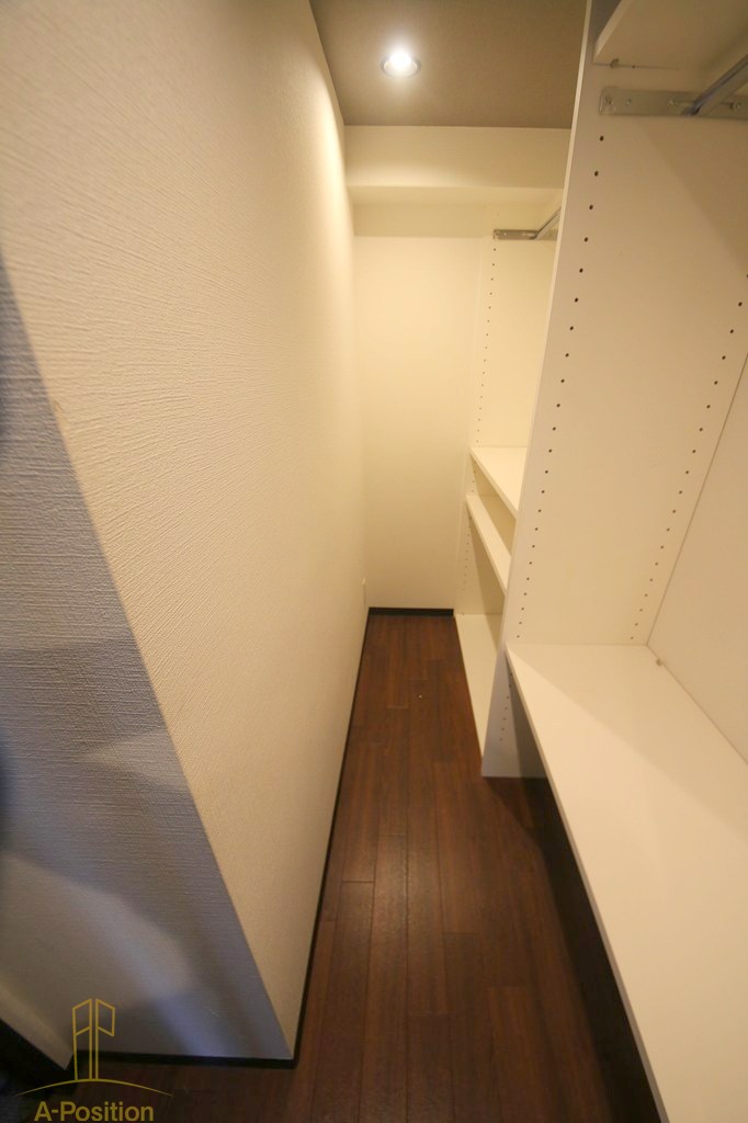 収納　アマデウス北堀江