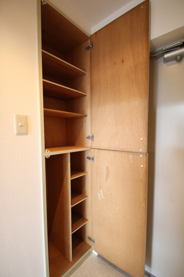 玄関　他号室のお写真です