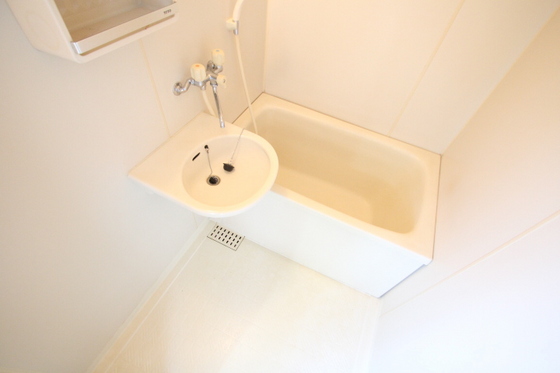 バス・シャワールーム　※別号室の写真です