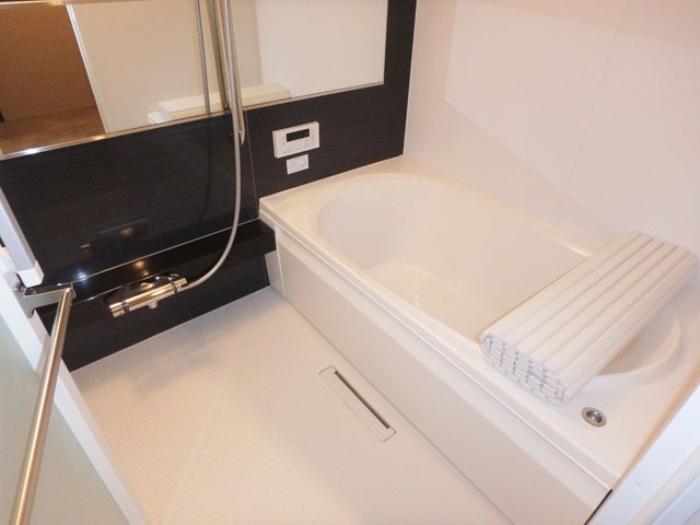 バス・シャワールーム　ゆったりバスルーム♪