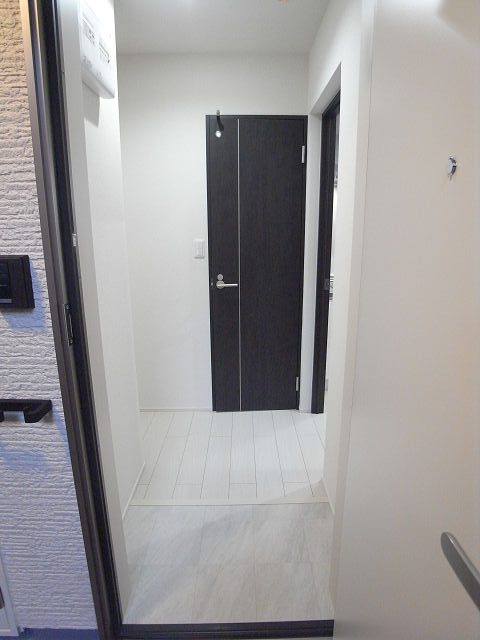 玄関　収納もある玄関です