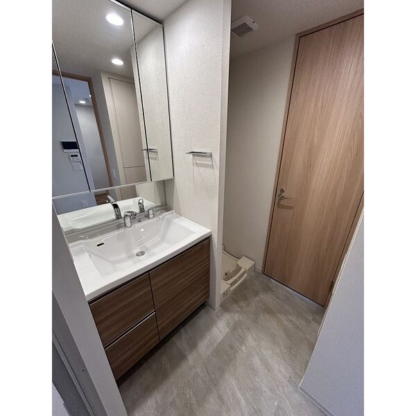 洗面設備　※別室の参考写真の為、現況優先です。