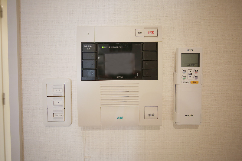 セキュリティ　セコム加入・モニタ付インターホン