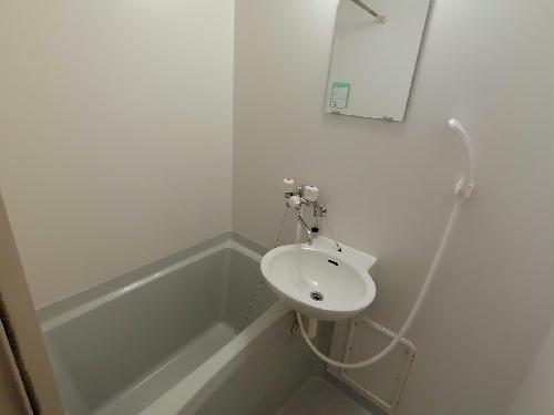 バス・シャワールーム　設備・仕様は号室により異なる為、現況を優先致します。