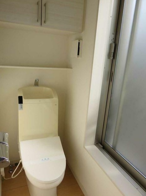 トイレ　ウォシュレット