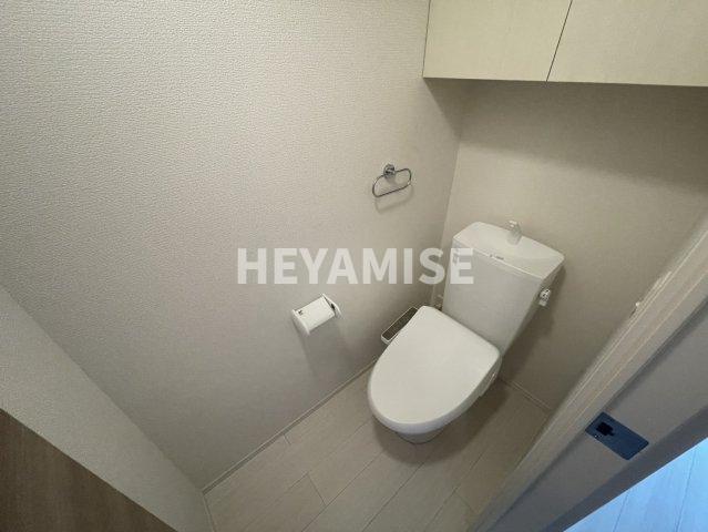 トイレ　※室内画像は別号室のもの