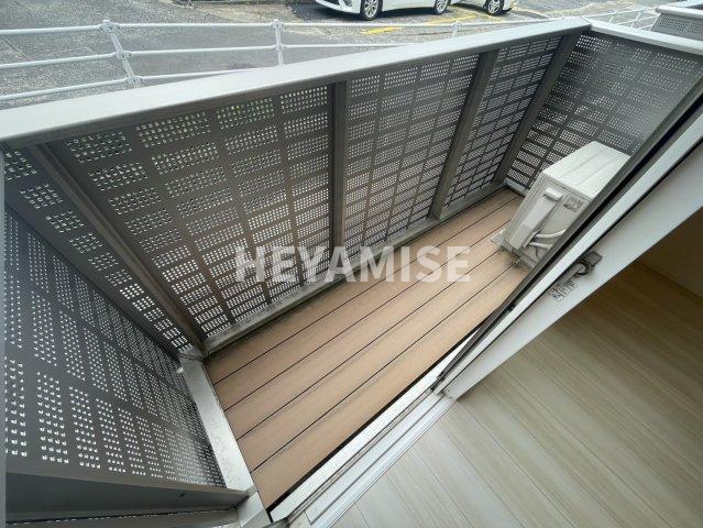 バルコニー　※室内画像は別号室のもの