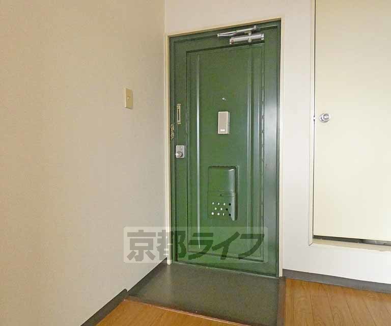 玄関　玄関です。