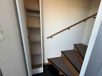 玄関　設備・仕様は号室により異なる為、現状を優先いたします。