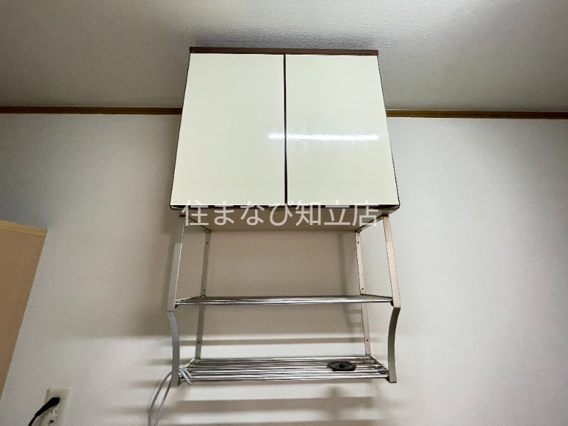 収納　別室同型写真