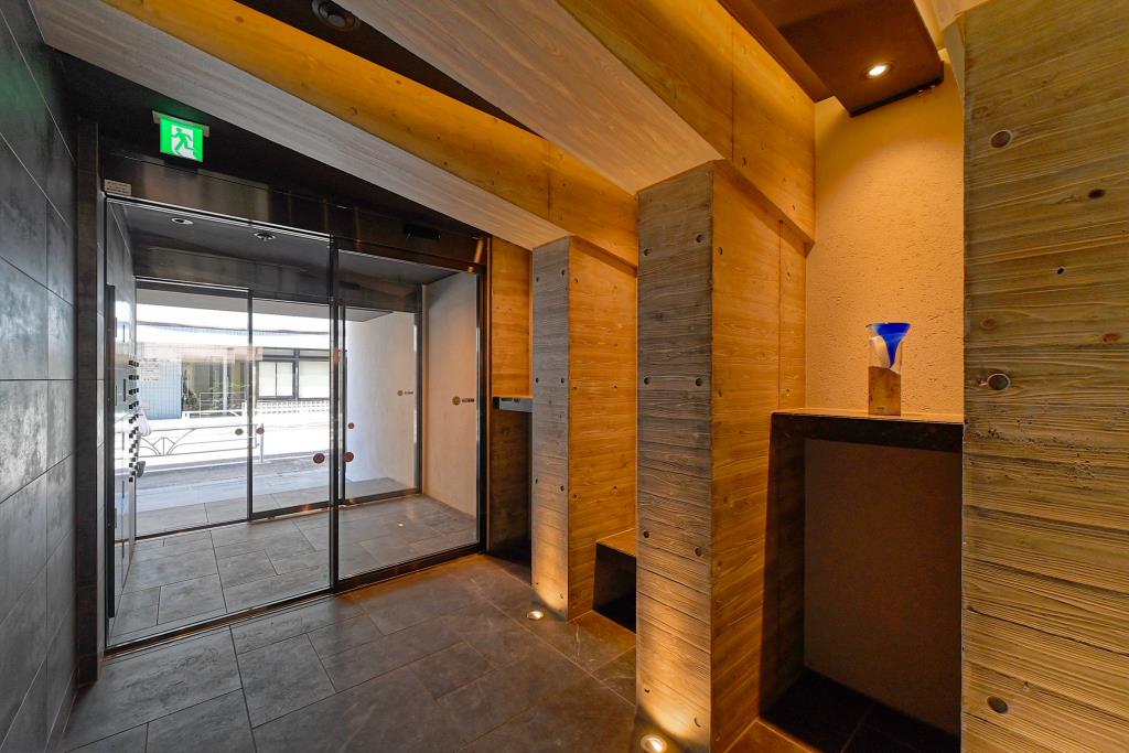 エントランス　エントランス