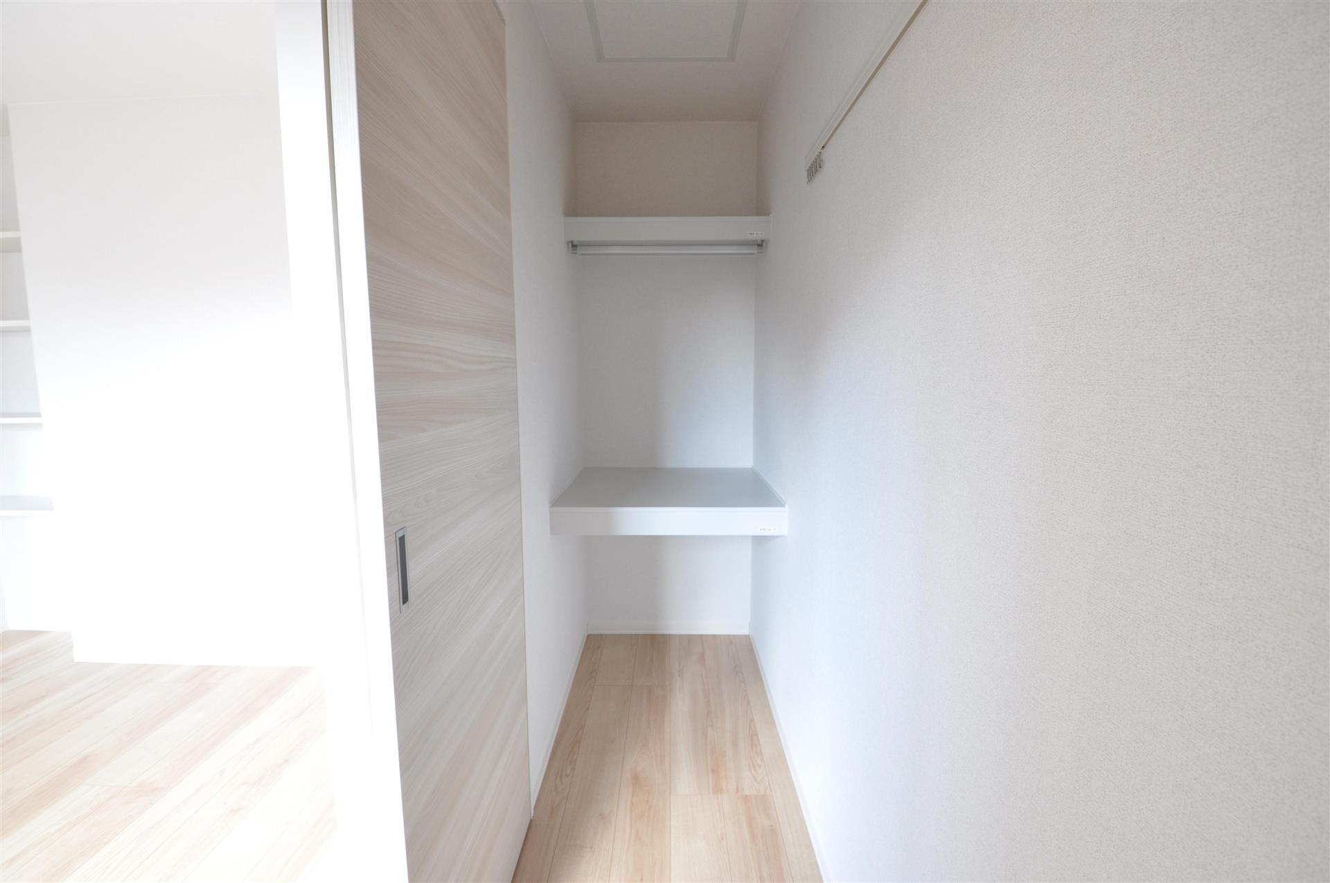 収納　ウォークインクローゼット♪