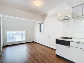 ＪＲ山手線/新橋駅 歩5分