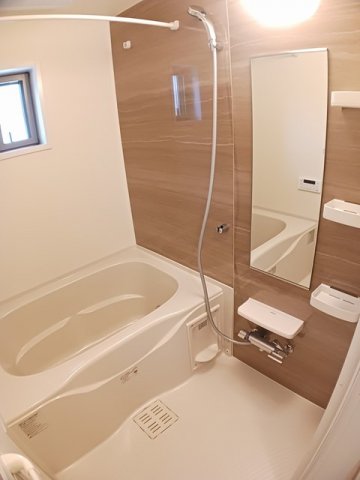 バス・シャワールーム　ゆったり過ごせるお風呂です