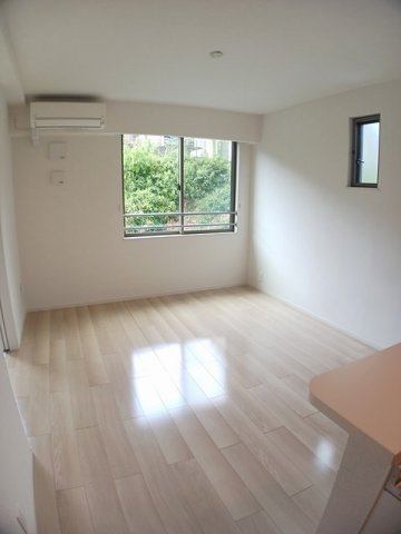 居室・リビング　ゆったり過ごせるリビングです