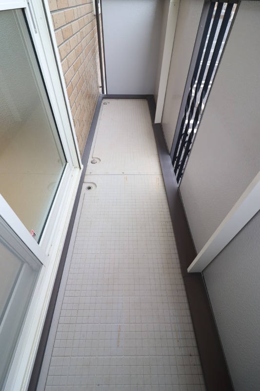 バルコニー　図面と現状に相違がある場合には現状を優先