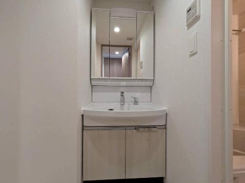 洗面設備　洗髪洗面化粧台