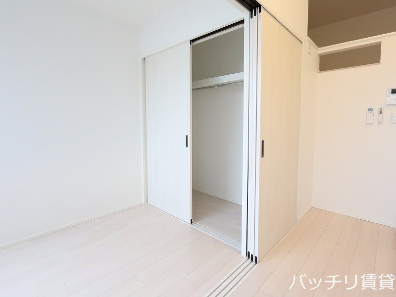 収納　同型タイプの為、現状を優先致します。