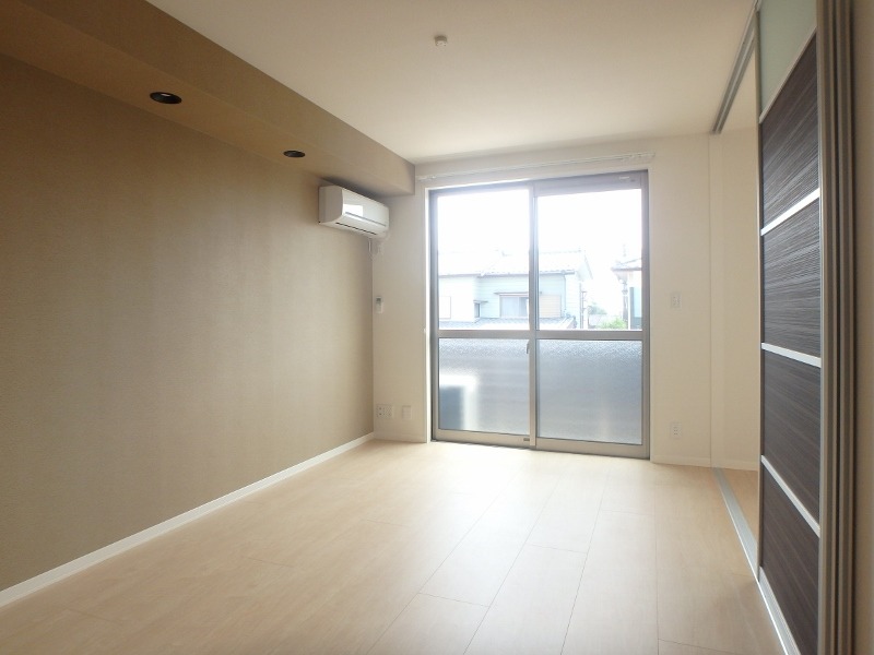 居室・リビング　図面と現状に相違がある場合には現状を優先