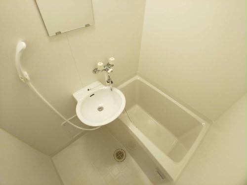 バス・シャワールーム　快適なバスルーム