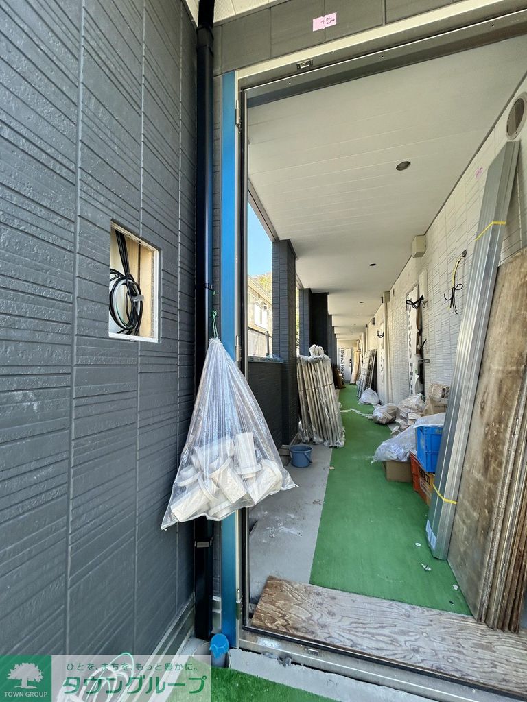 エントランス　駐車場