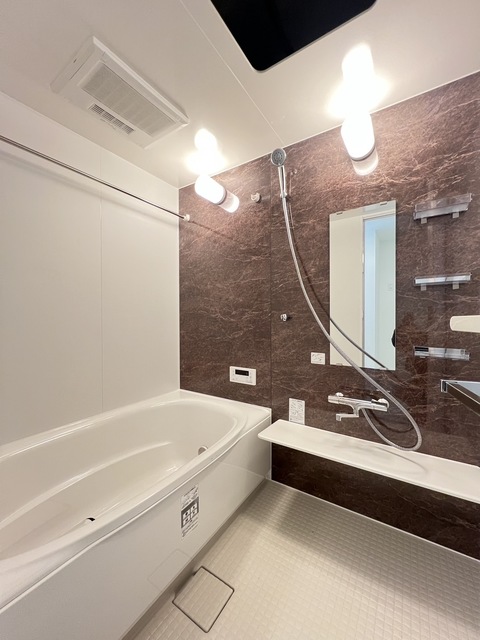 バス・シャワールーム