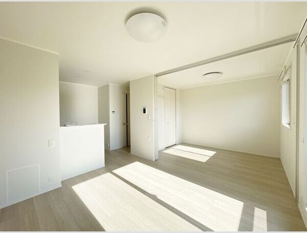 居室・リビング　広いリビング★