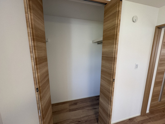 収納　※別部屋の写真です