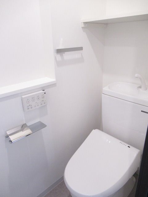 トイレ　別号室の参考写真