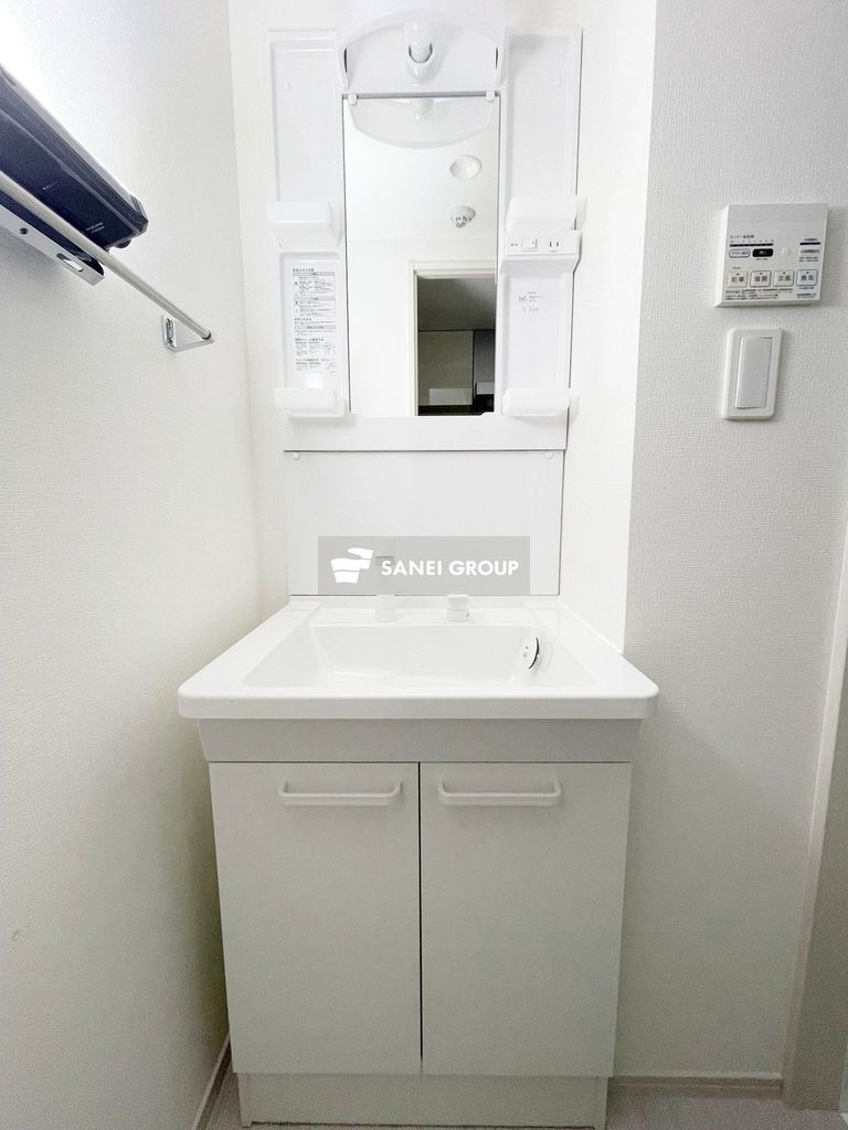 洗面設備　同仕様